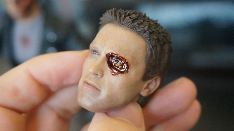 Illustration for article titled Hot Toys T-800: The Kotaku Review